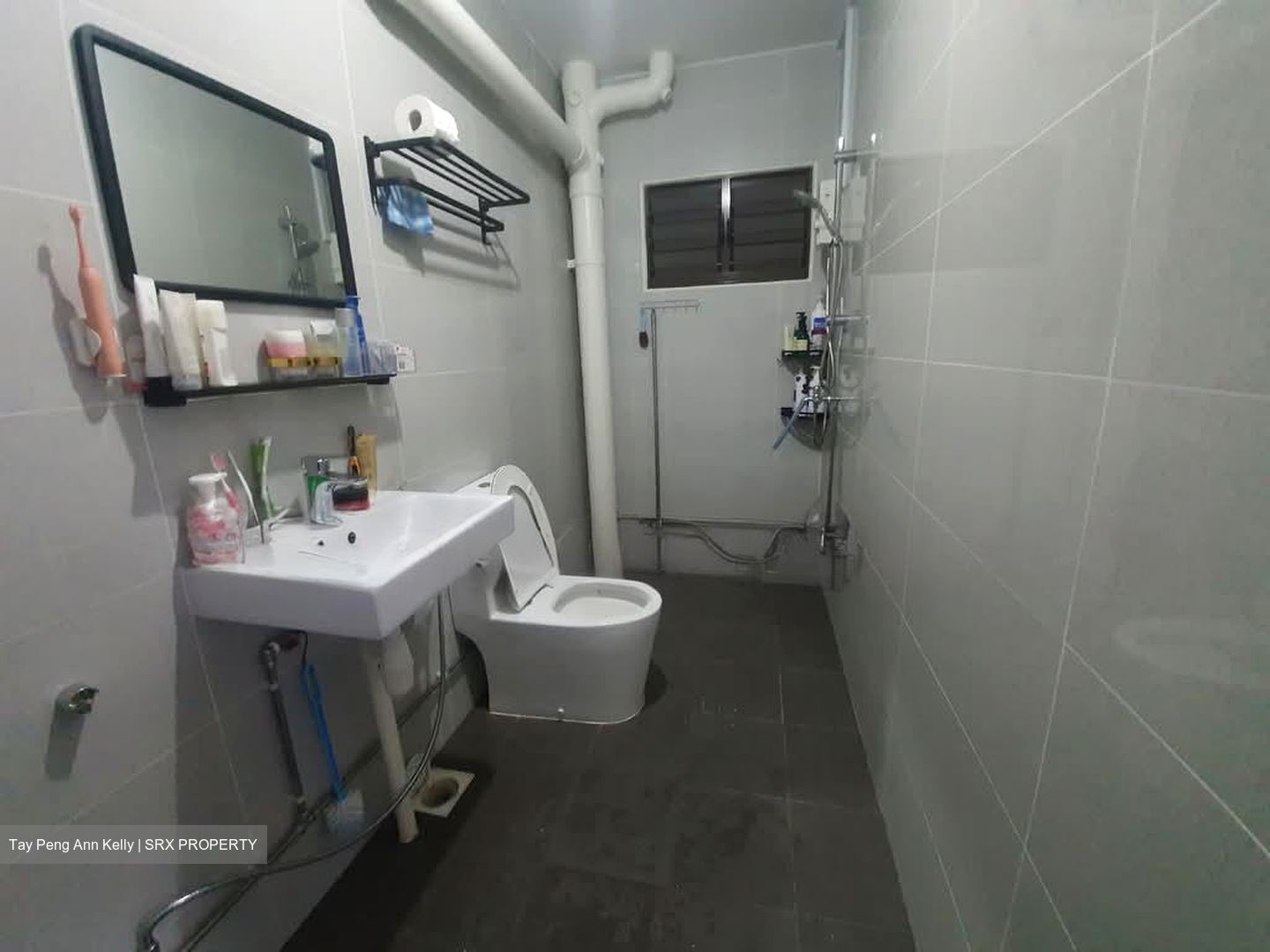 Blk 111 Pasir Ris Street 11 (Pasir Ris), HDB Executive #566414941